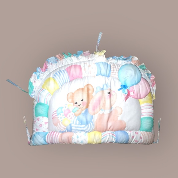 1993 Crib Set with Adorable Balloon & Teddy Bear Design - Picture 4 of 9